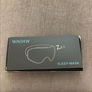 WAOAW Black Quilted Sleep Mask in Gift Box
